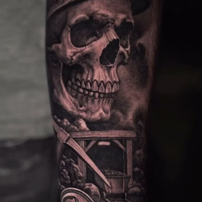 Tattoo -- Dark Grey Studio